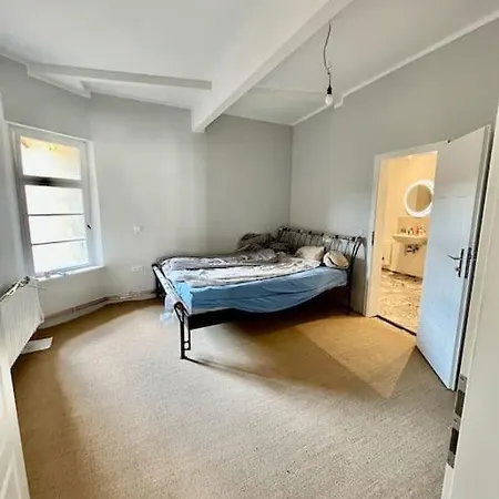 Apartment Urlaub Im Stadtzentrum Von Elsterwerda, Einzeldenkmal *