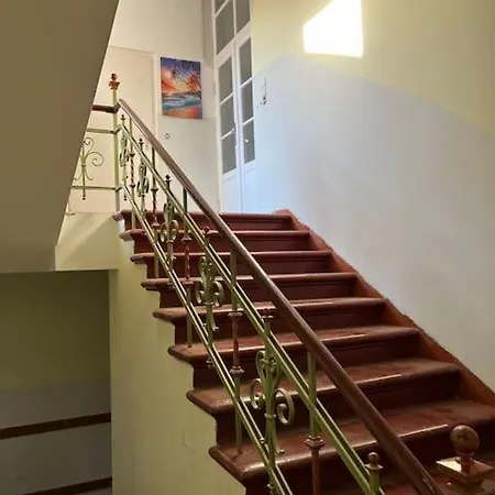 Apartment Urlaub Im Stadtzentrum Von Elsterwerda, Einzeldenkmal *